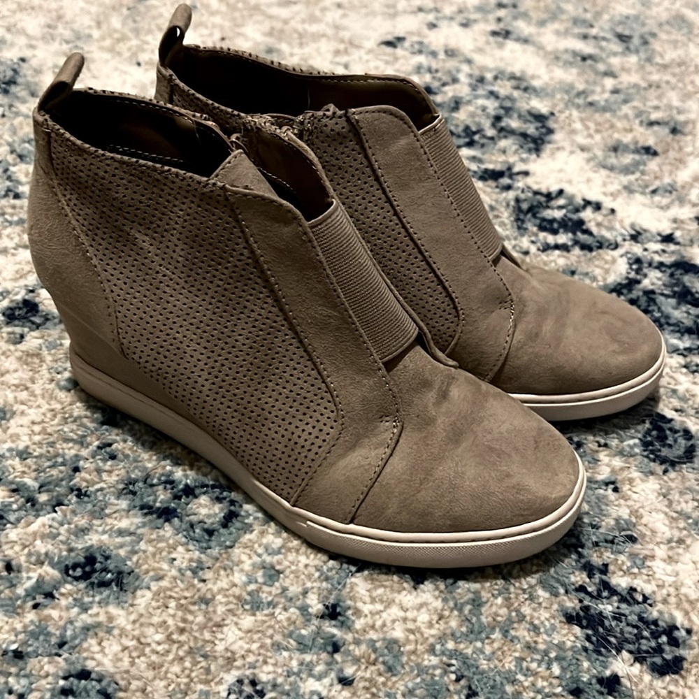 Sneaker Wedges